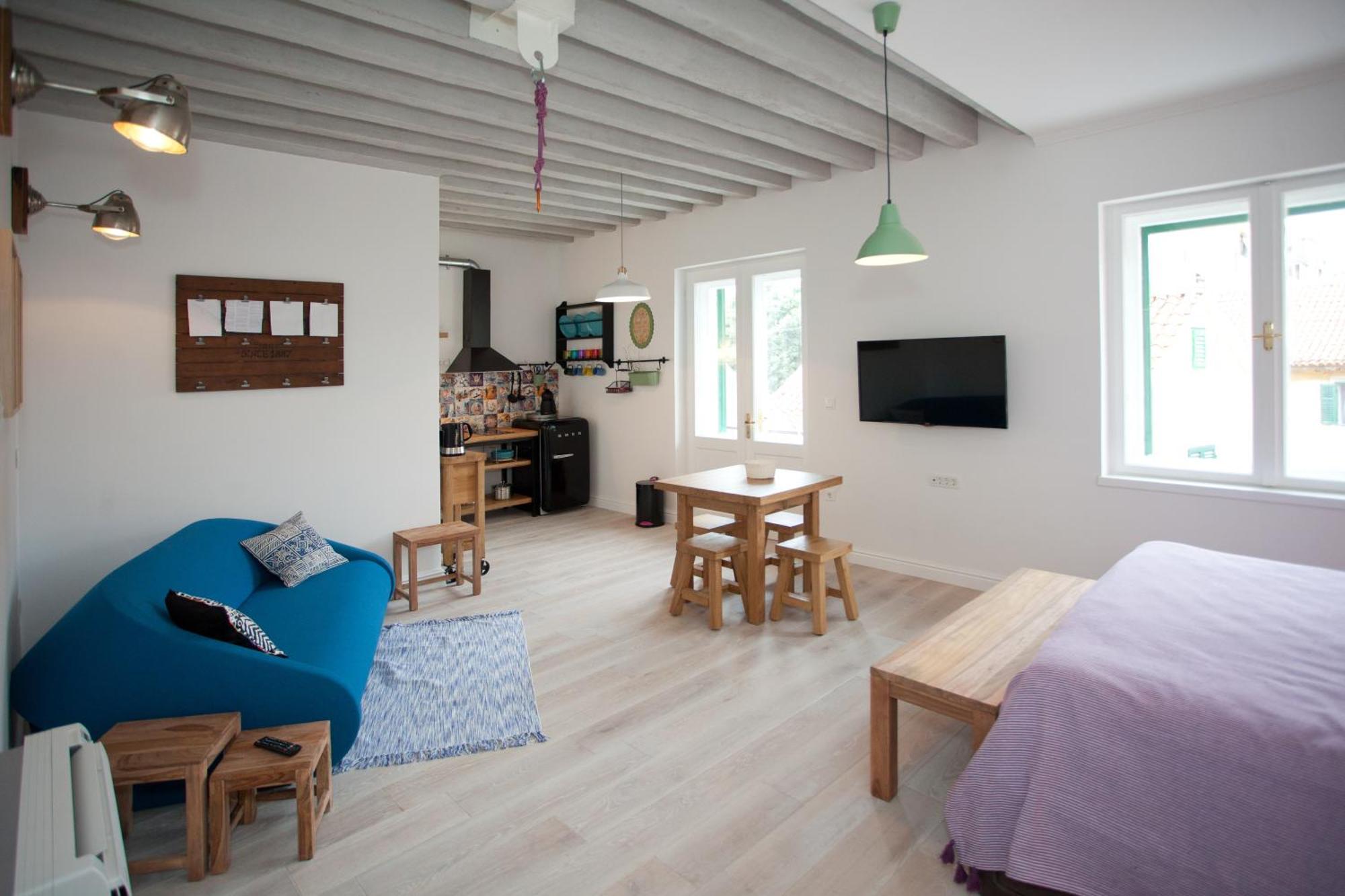 Stylish Theatre Apartament Split